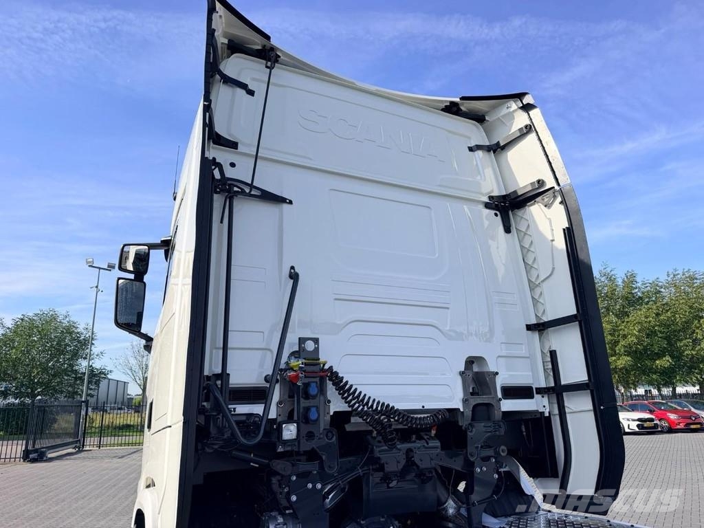 Scania S660 NEW, full air, retarder, stand airco, pto pre Vilcēji