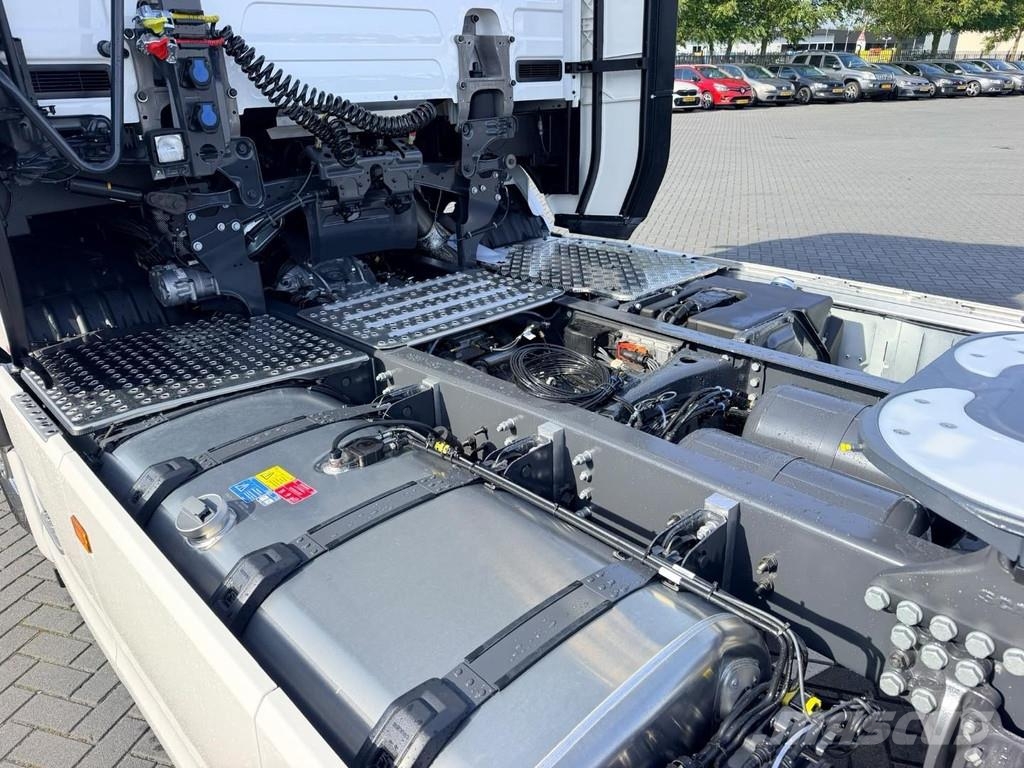 Scania S660 NEW, full air, retarder, stand airco, pto pre Vilcēji