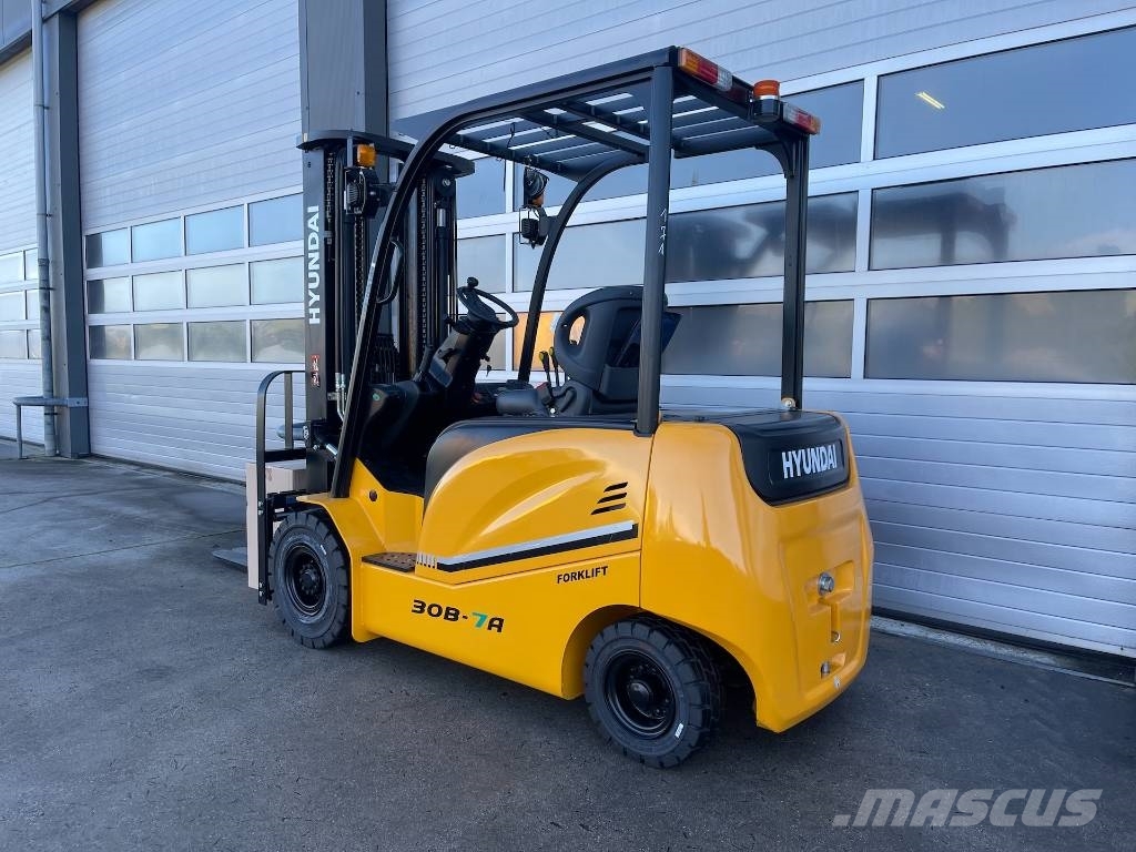 Hyundai 30B-7A elektrische heftruck 3000kg 3ton vorkheftru Sähkötrukit