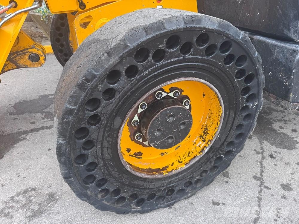 JCB 560-80WM - CONSIGNED TO TCH JCB AUCTION Telescopic handlers