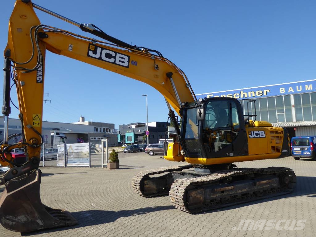 JCB JS 220 N LC mit Oilquick OQ70/55 Raupenbagger
