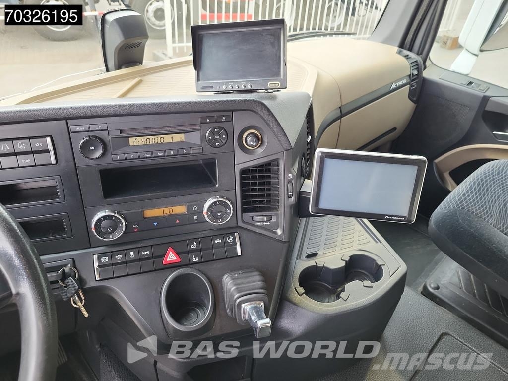 Mercedes-Benz Actros 2642 Actros 6X2 2500kg ladebordwand Lift+St شاحنات ذات هيكل صندوقي