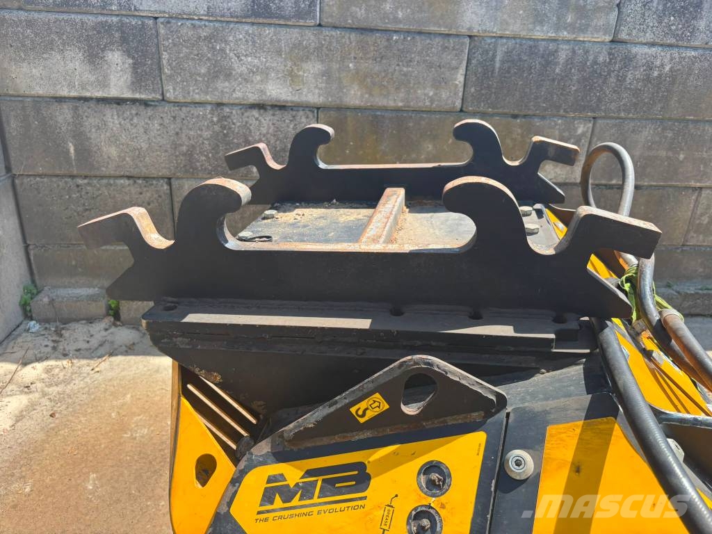 MB Crusher HDS 314 zeefbak Mobile Siebanlagen
