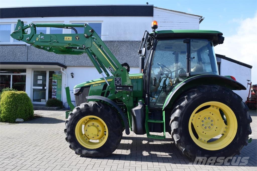 John Deere 5100 M Tractoren
