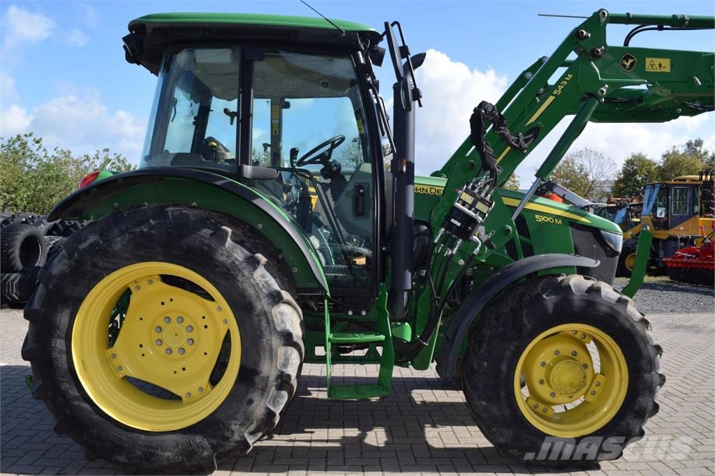 John Deere 5100 M Tractoren