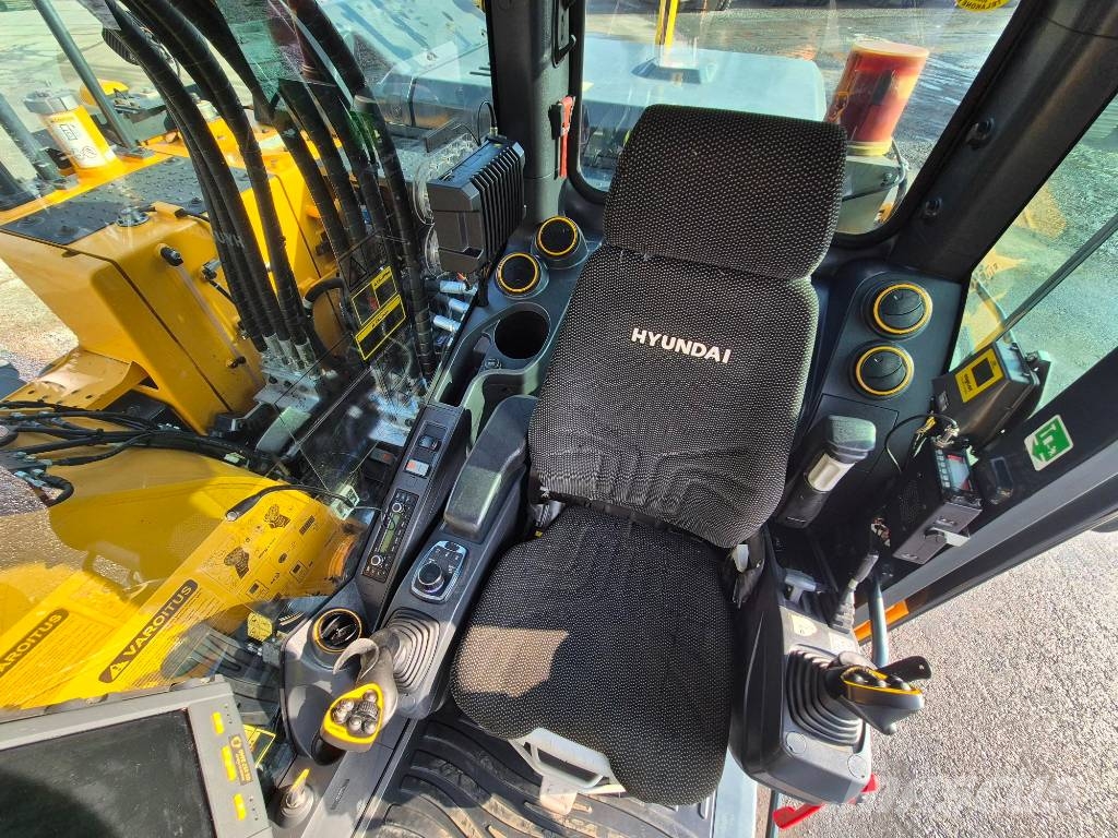 Hyundai HW 140 2pc Mobilbagger