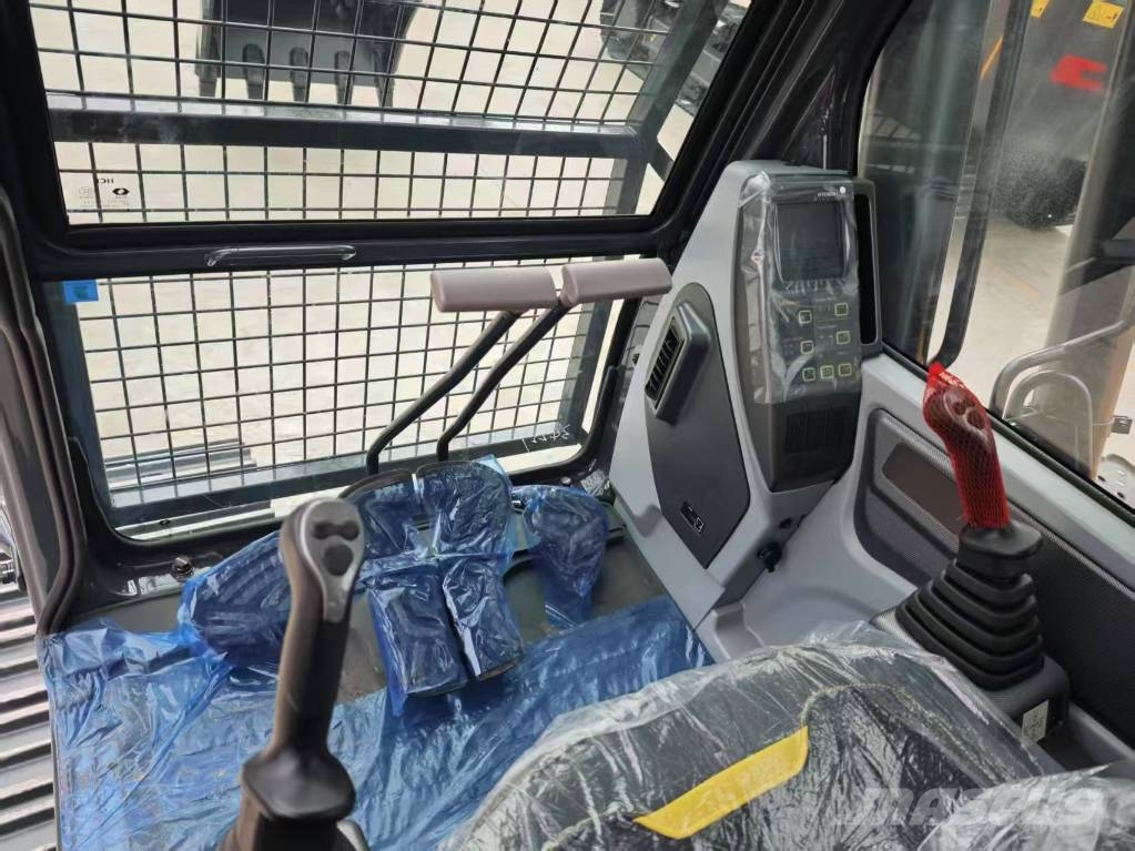 Hyundai HX 220 HD حفارات زحافة