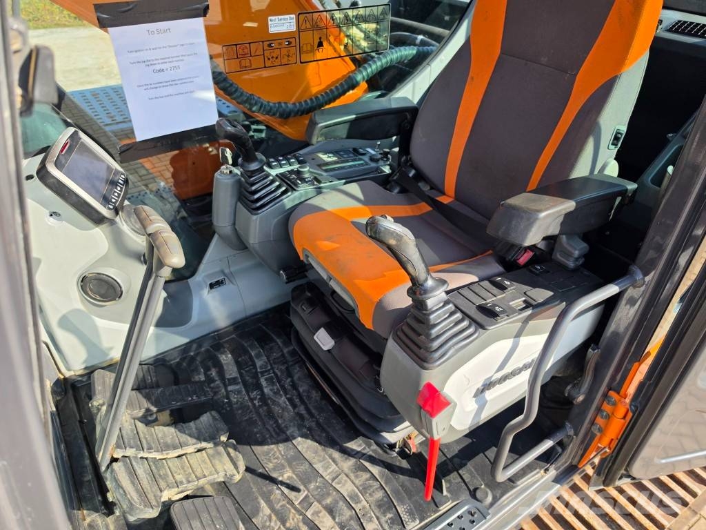 Doosan DX 225 LC-5 Bageri guseničari