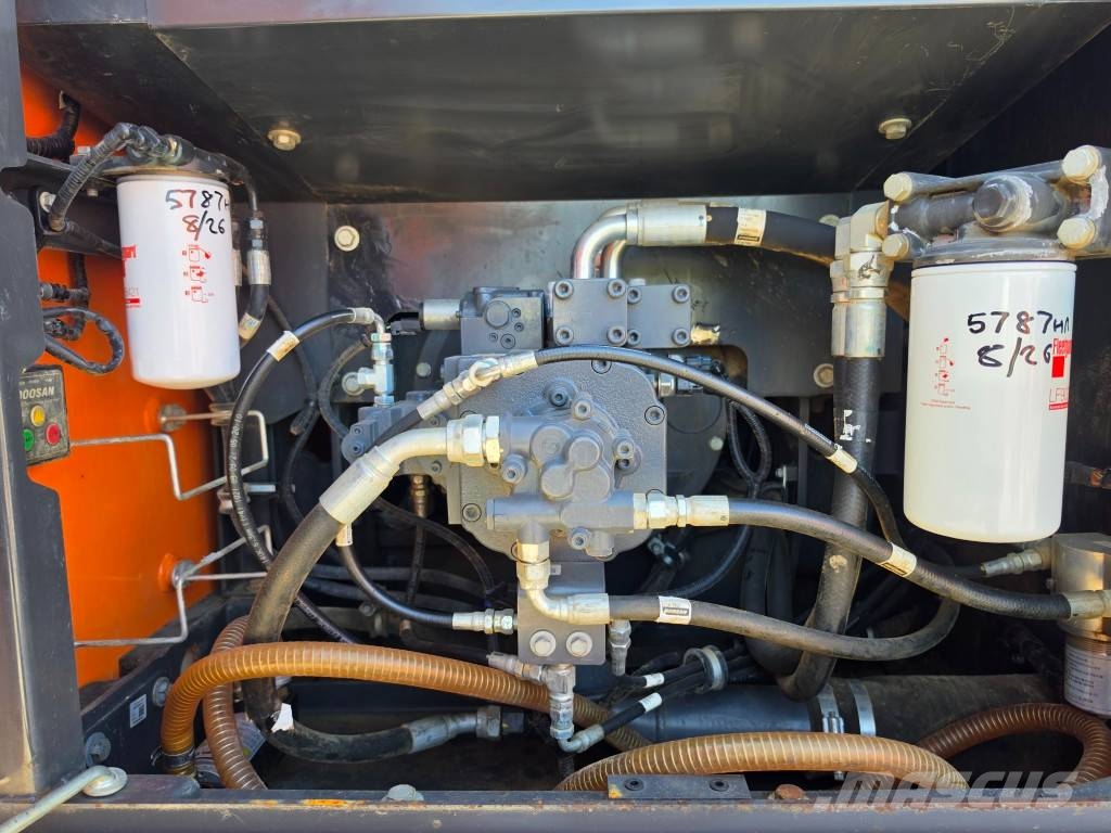 Doosan DX 225 LC-5 Bageri guseničari