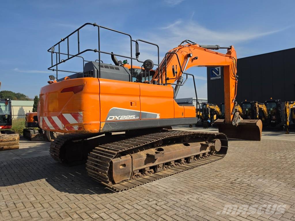 Doosan DX 225 LC-5 Bageri guseničari