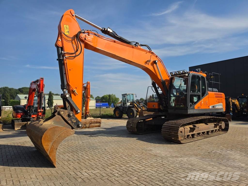 Doosan DX 225 LC-5 Bageri guseničari