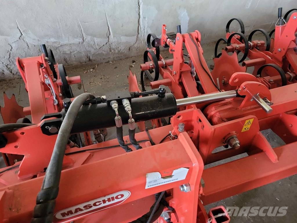 Maschio Gaspardo HS 8F row crop cultivators Hackfruchtkultivator