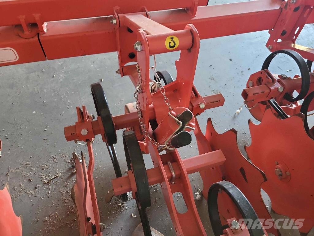 Maschio Gaspardo HS 8F row crop cultivators Hackfruchtkultivator