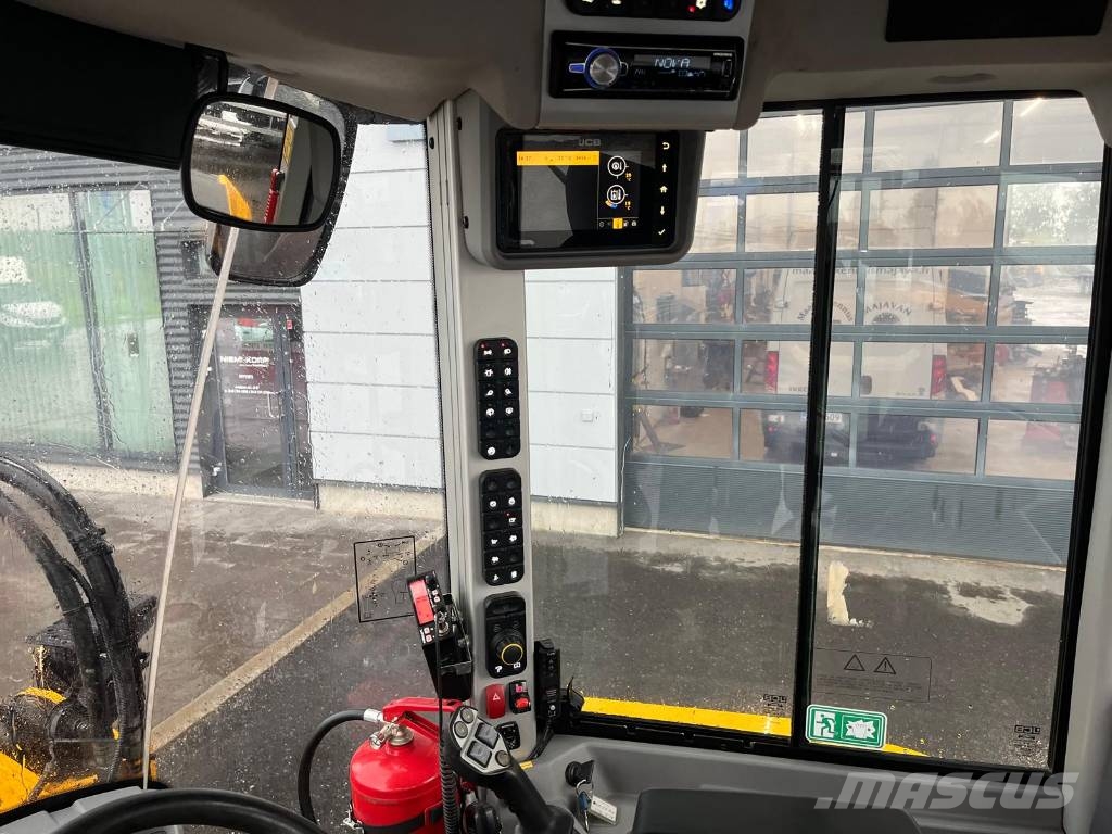 JCB 413K Pyöräkuormaajat