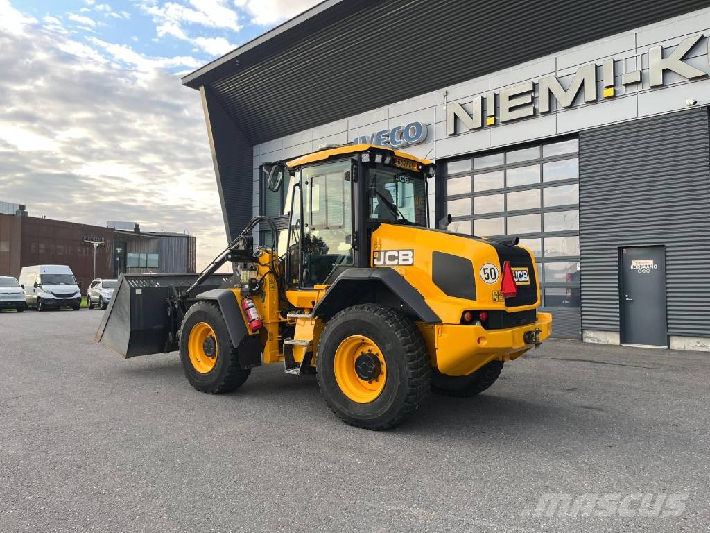 JCB 413K Pyöräkuormaajat
