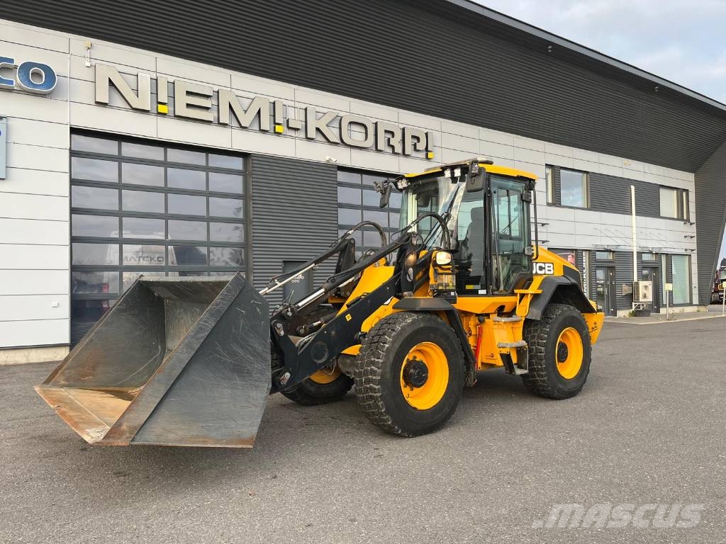 JCB 413K Pyöräkuormaajat