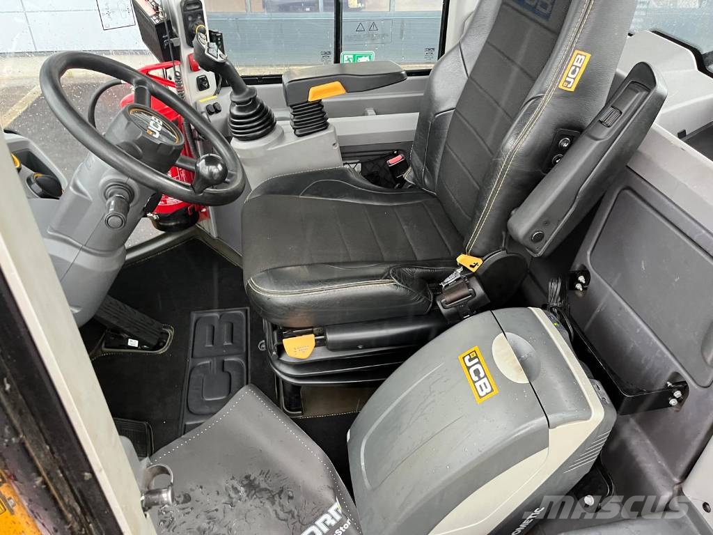 JCB 413K Pyöräkuormaajat