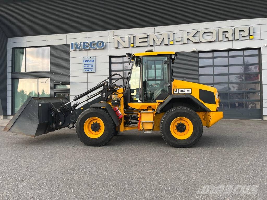 JCB 413K Pyöräkuormaajat