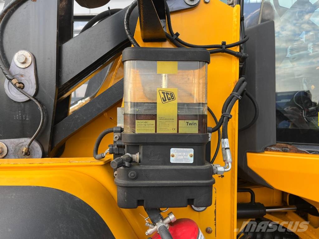 JCB 413K Pyöräkuormaajat