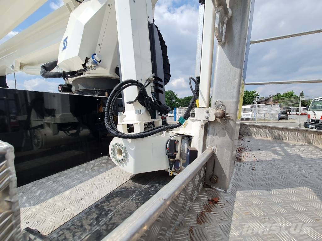 Cela DT40 Diesel / Elektro TOP!! Ant vilkikų montuojamos kėlimo platformos