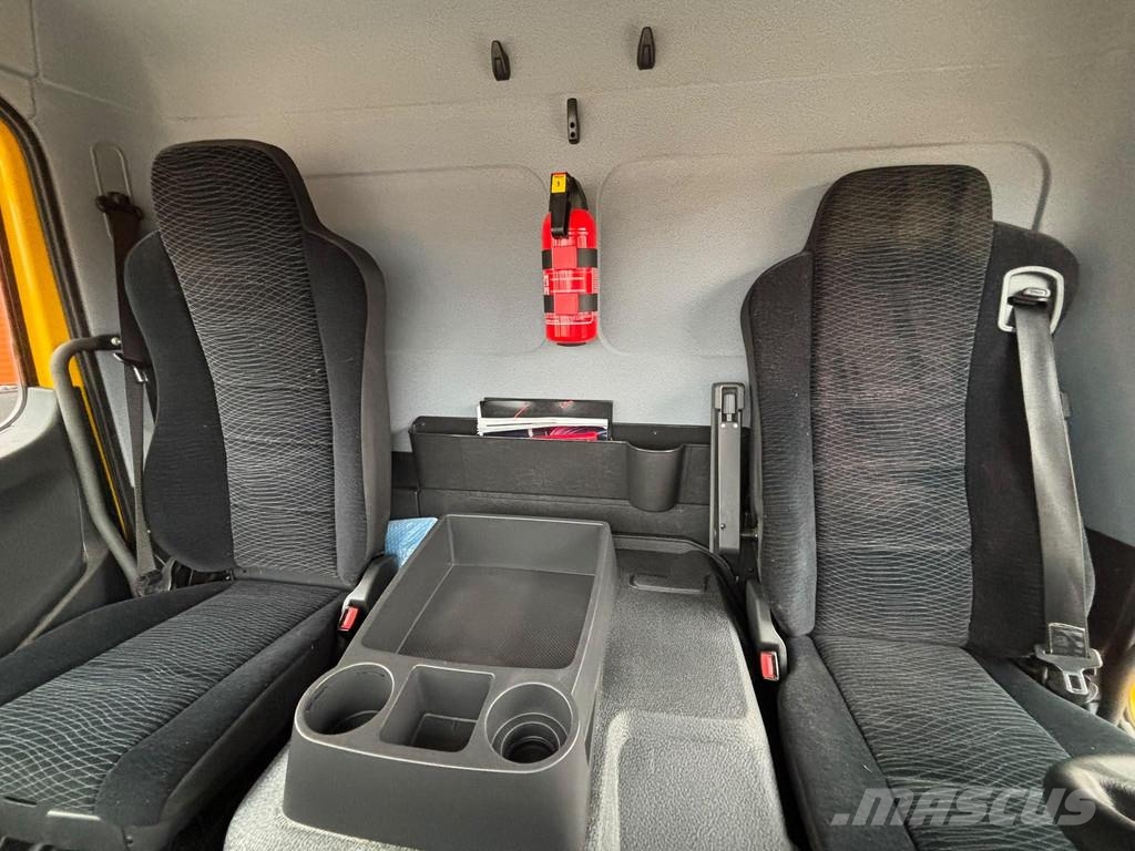Mercedes-Benz Atego 1223 4x2 2021/ LOW MILEAGE شاحنات ذات هيكل صندوقي