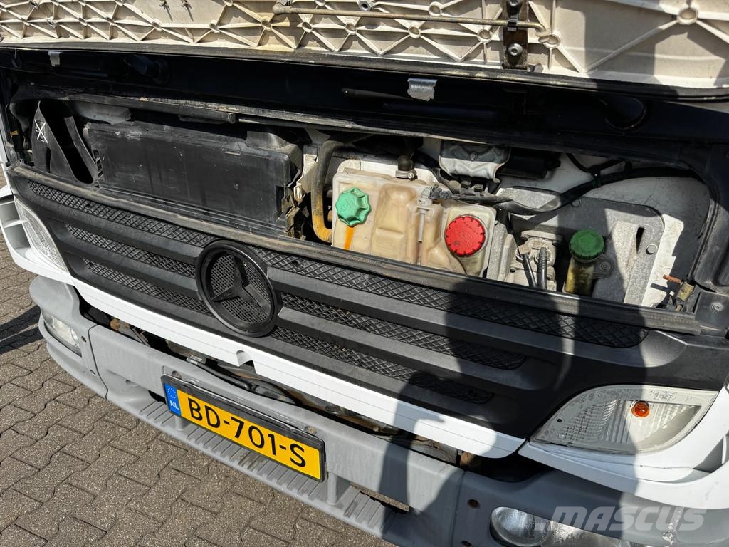 Mercedes-Benz Atego 815 Euro 4 Manual / Spring / Frigo Carrier X Skapbiler Frys/kjøl/varme