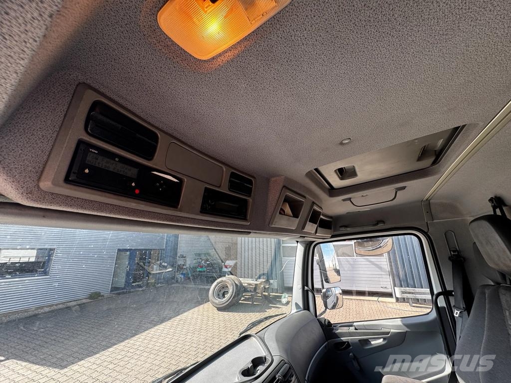 Mercedes-Benz Atego 815 Euro 4 Manual / Spring / Frigo Carrier X Skapbiler Frys/kjøl/varme