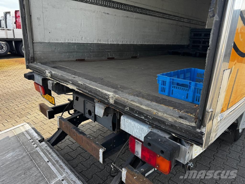 Mercedes-Benz Atego 815 Euro 4 Manual / Spring / Frigo Carrier X Kühlkoffer