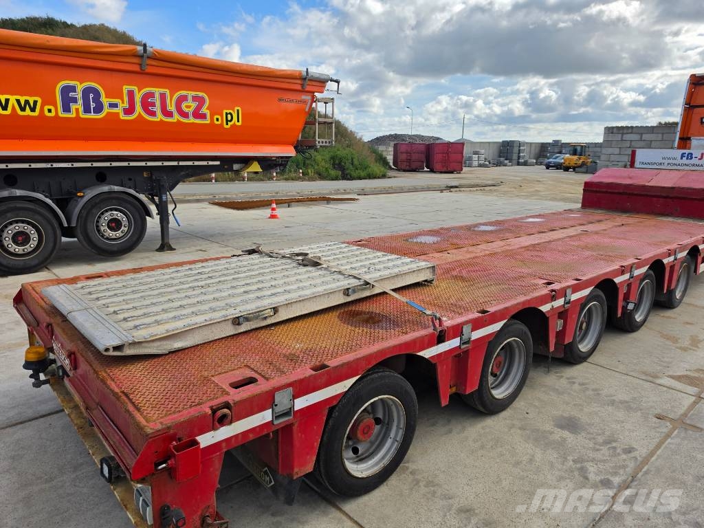 Nooteboom MCO-58-05V Låg lastande semi trailer