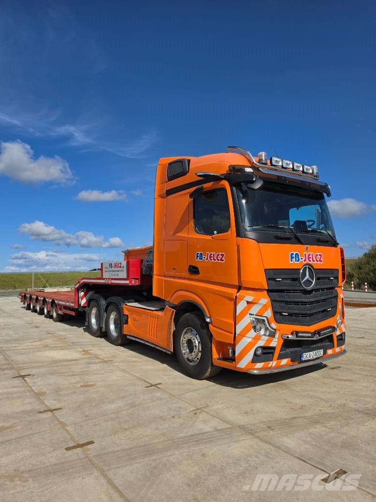 Nooteboom MCO-58-05V Låg lastande semi trailer
