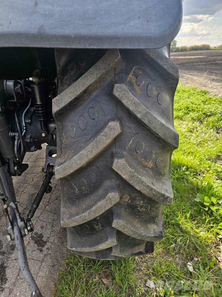 Massey Ferguson 5712 S 2018r Traktori
