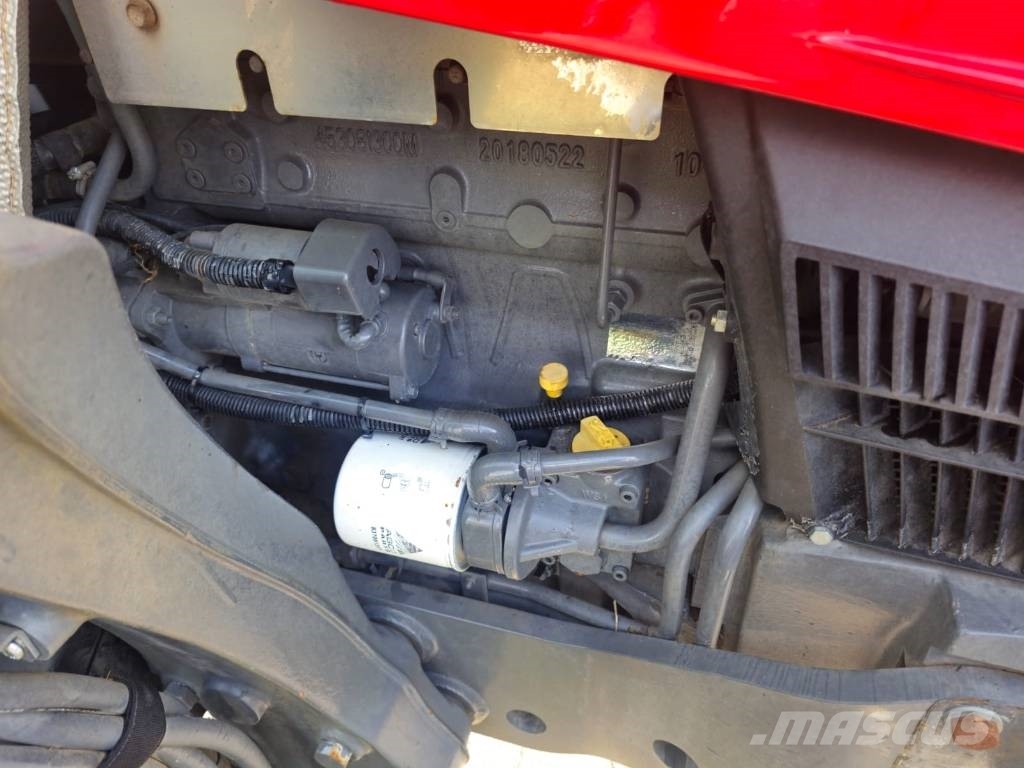 Massey Ferguson 5712 S 2018r Traktori