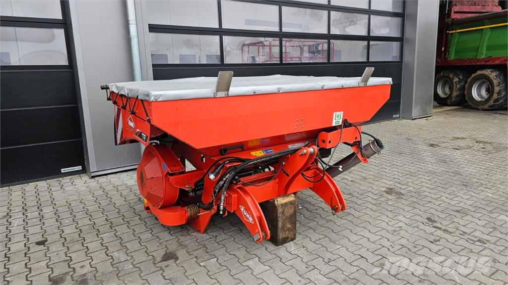 Kuhn Maxima 3 TIL E mit Fronttank Precisiezaaimachines