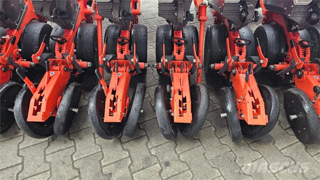 Kuhn Maxima 3 TIL E mit Fronttank Precisiezaaimachines