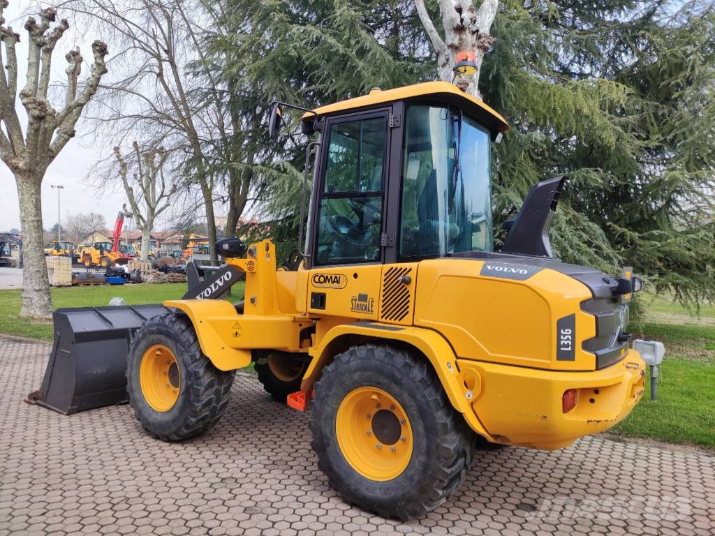 Volvo L 35 G 輪胎式裝載機