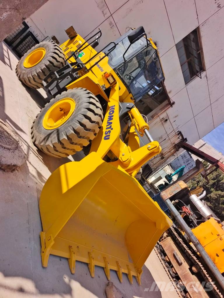 Komatsu WA 320-3 made in Japan Utovarivači na kotačima