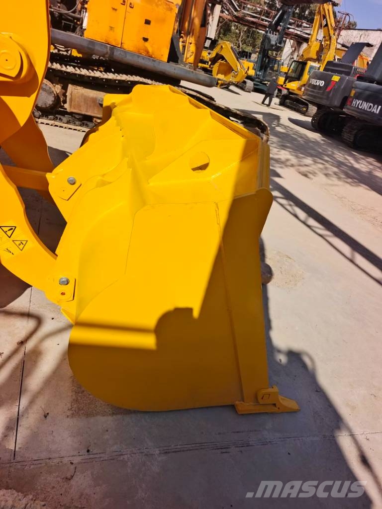 Komatsu WA 320-3 made in Japan Utovarivači na kotačima