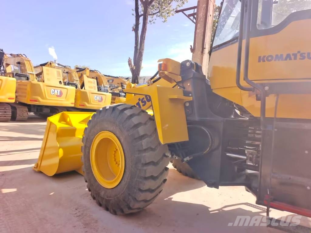 Komatsu WA 320-3 made in Japan Utovarivači na kotačima