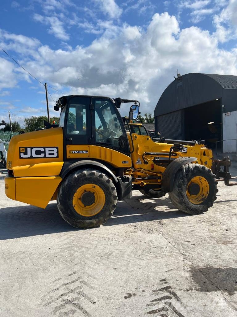 JCB TM 320 S معدات مناولة لأغراض الزراعة
