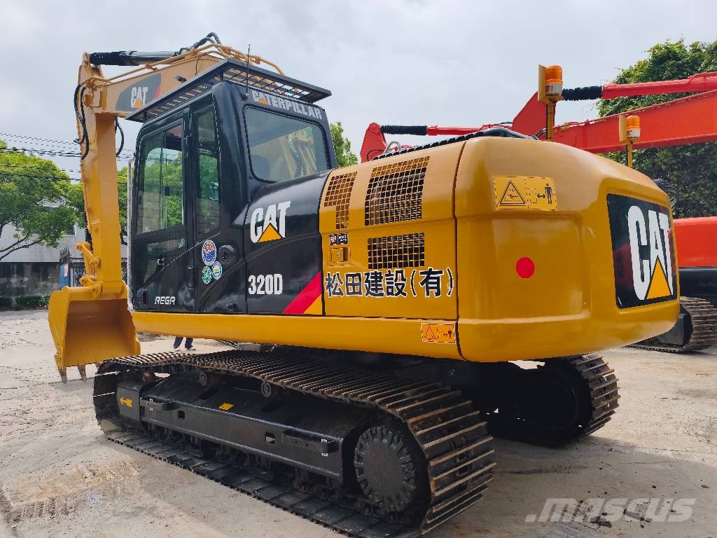 CAT 320 D 履带挖掘机