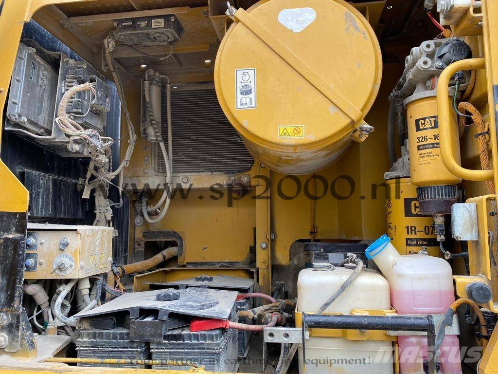 CAT 345 D L Rupsgraafmachines