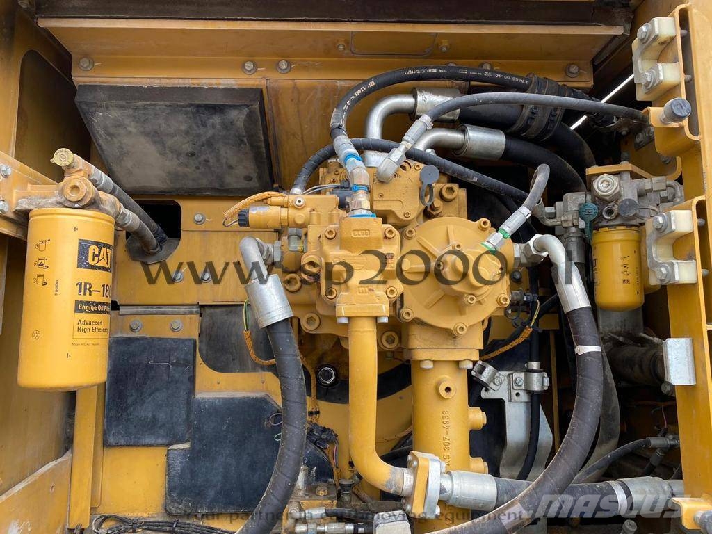 CAT 345 D L Rupsgraafmachines