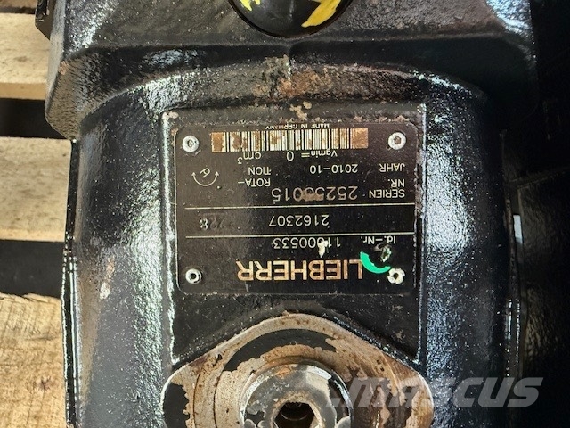 Liebherr L 556 HYDRAULIC PUMP A10V045 Hüdraulika