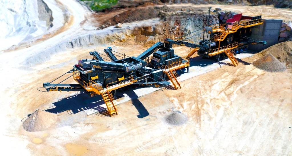 Fabo MCK-110 INSTALLATION DE CONCASSAGE ET DE CRIBLAGE Mobile crushers