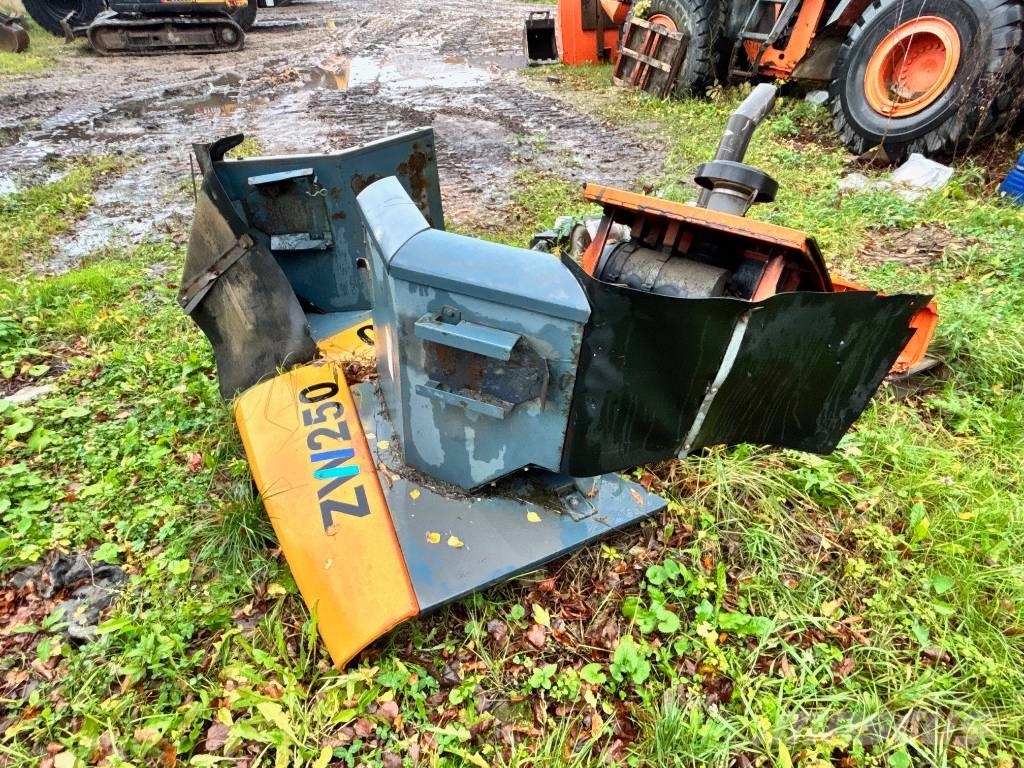 Hitachi ZW 250 Rataslaadurid