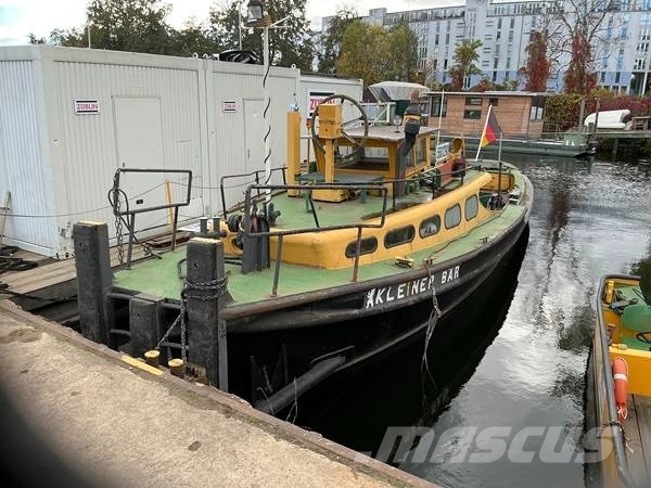  Schubboot Motorbarkasse Work boats / barges