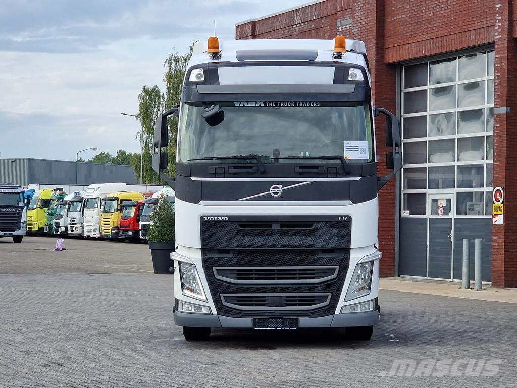 Volvo FH 13.460 Globetrotter 4x2 - Low deck - Full air - Tegljači