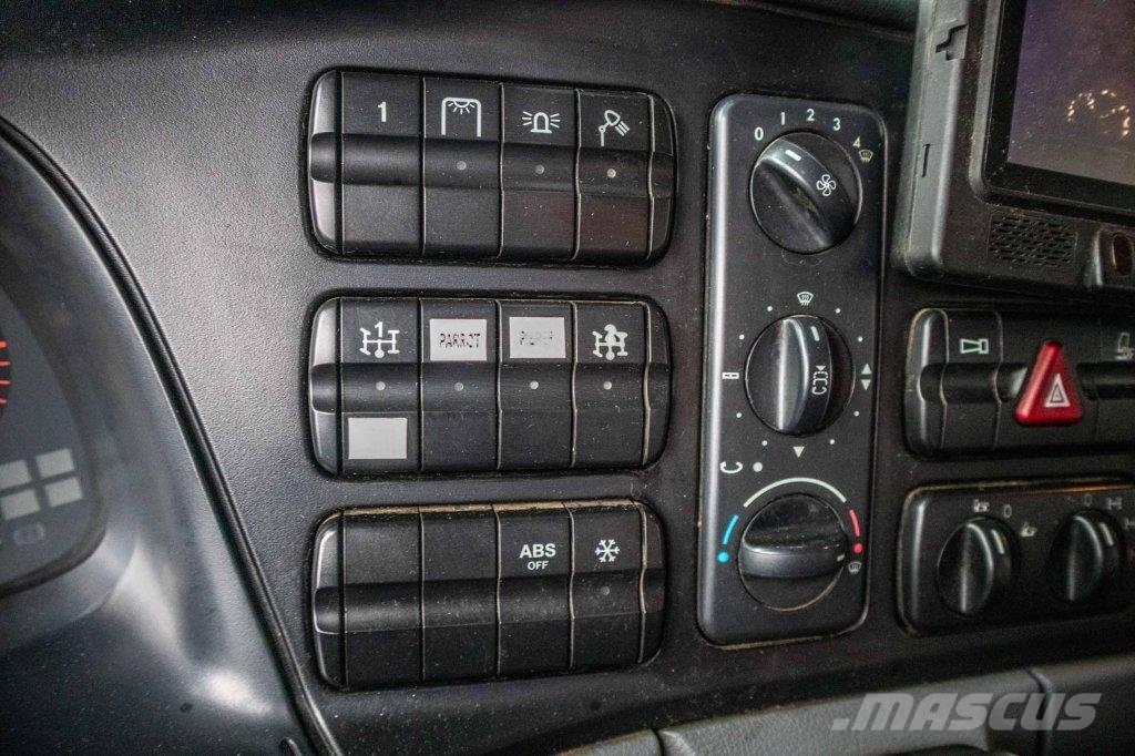 Mercedes-Benz ACTROS 3344 AK-MP3 + HMF1643 Z2 Самоскиди