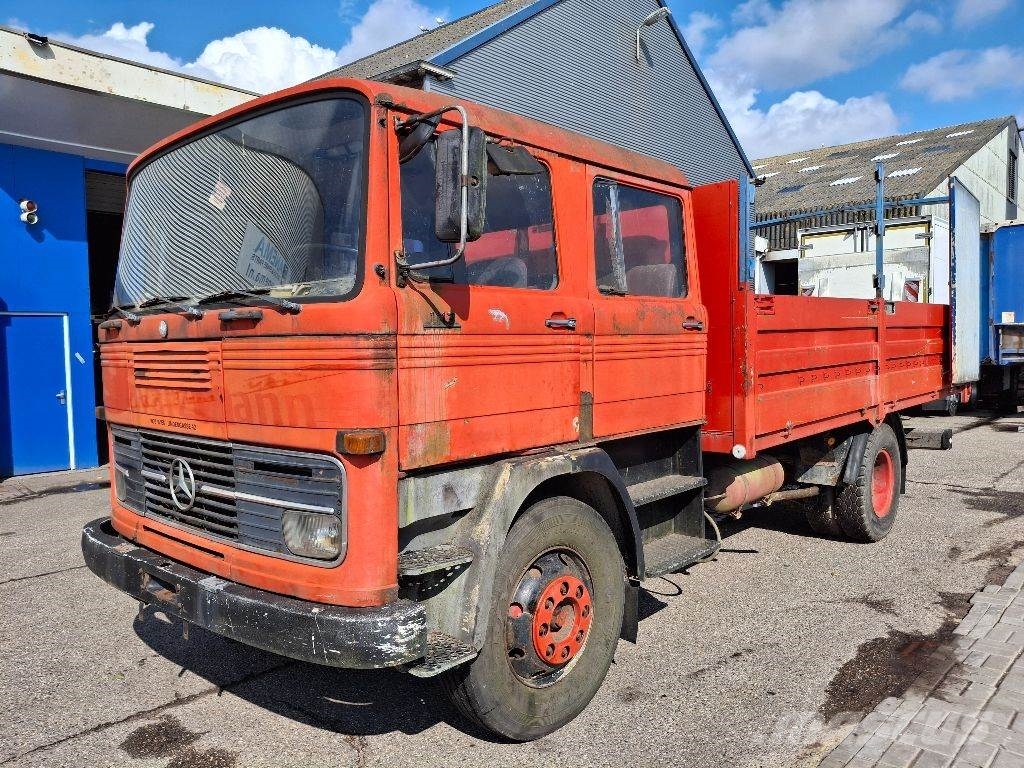Mercedes-Benz 1113 Camiones con chasís y cabina