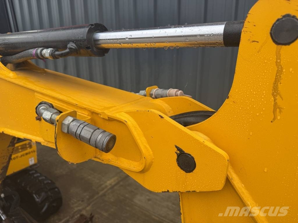 JCB 15 C-1 1.6t Mini Excavator with 3 Buckets Miniekskavaatorid < 7 t